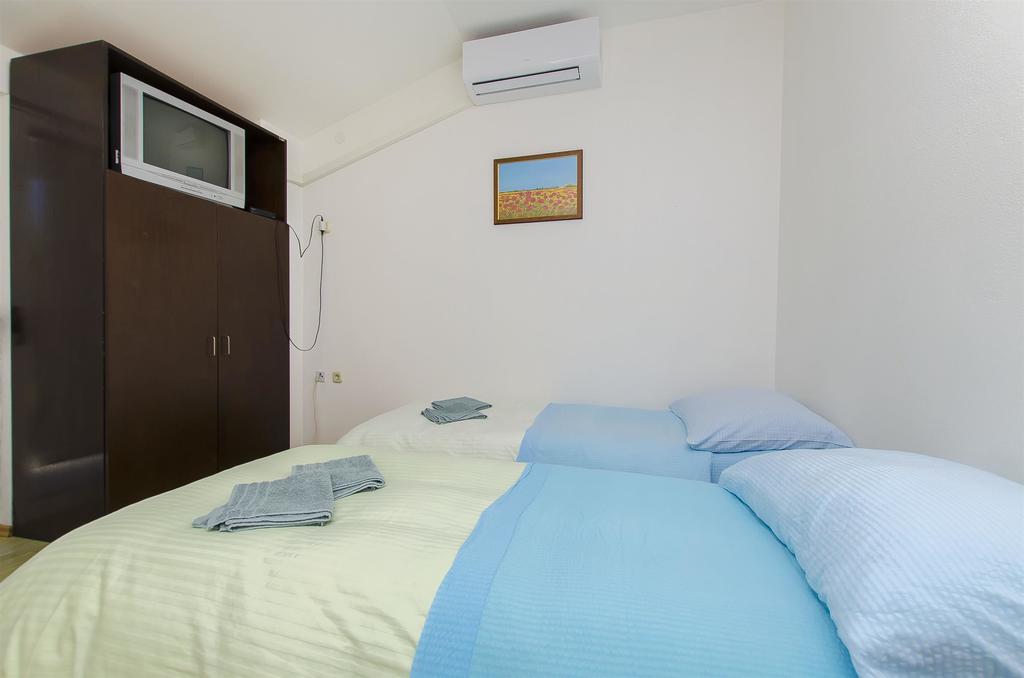 Caporice Rooms Marijana מראה חיצוני תמונה