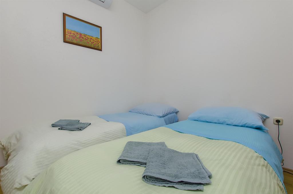 Caporice Rooms Marijana מראה חיצוני תמונה